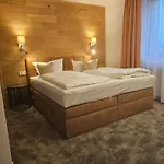 Hotel Familien-hotel Am Traenkbachtal Frauenwald