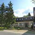 Familien-hotel Am Traenkbachtal 3* Frauenwald