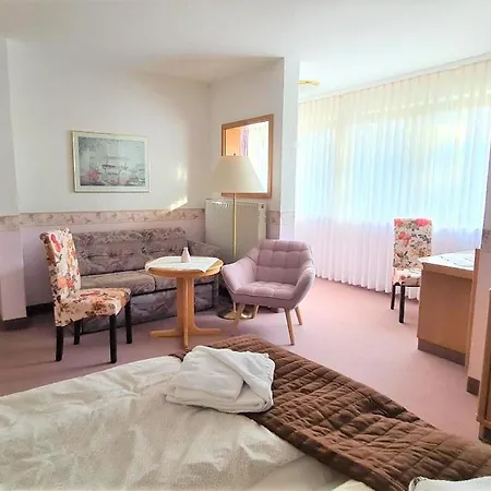 Hotel Familien-hotel Am Traenkbachtal Frauenwald