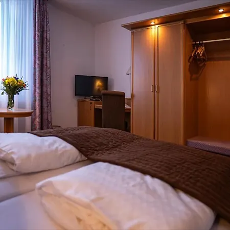 ホテル Familien-hotel Am Traenkbachtal