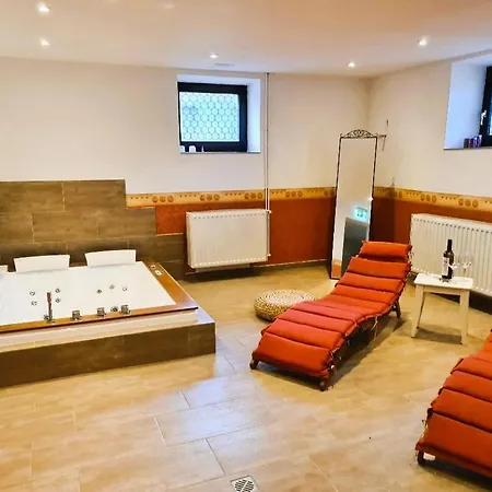 Familien-hotel Am Traenkbachtal Frauenwald