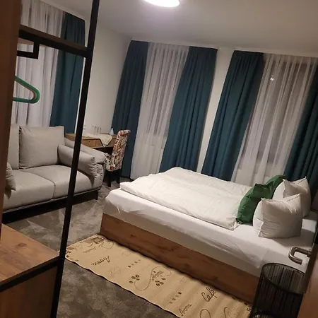 Familien-hotel Am Traenkbachtal Frauenwald