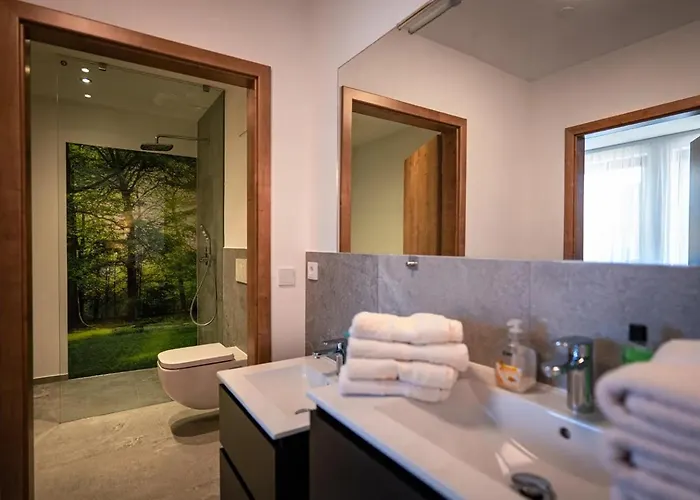 Familien-hotel Am Traenkbachtal Otel Frauenwald