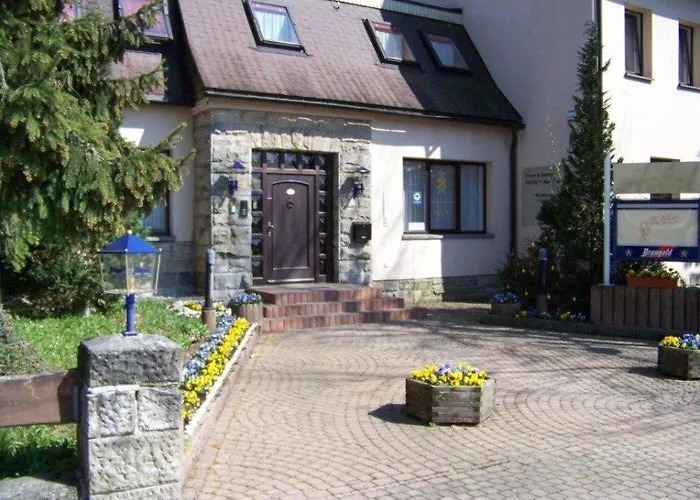 Hotel Familien-hotel Am Traenkbachtal 3*